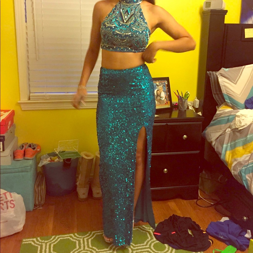 Prom dress